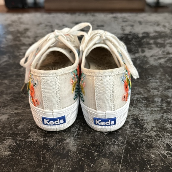 Keds x Rifle Paper Co Floral Triple Kick Sneakers Size 5 - Picture 3 of 8
